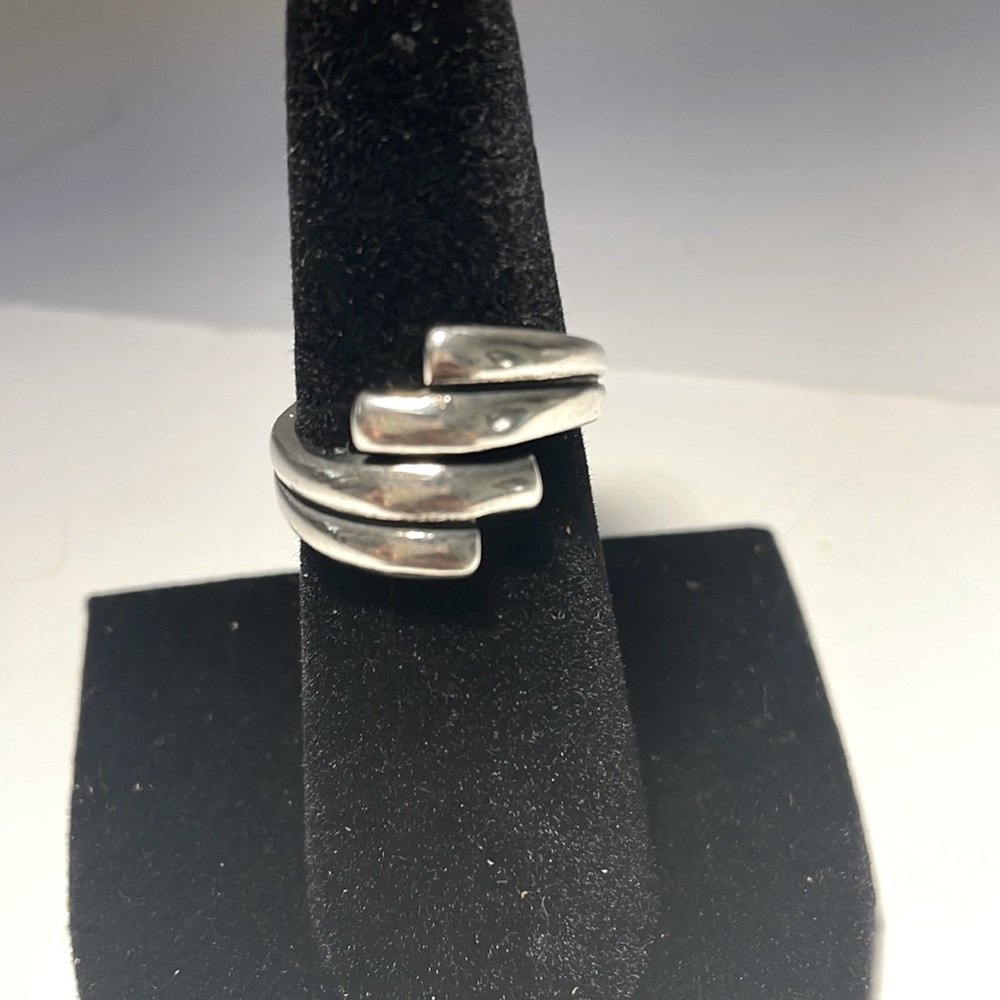 New Sterling Silver double wrap ring size 6